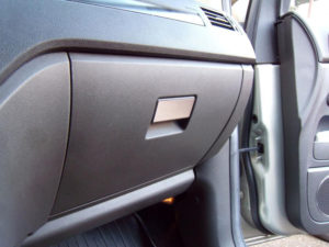 FORD MONDEO MK3 GLOVE BOX HANDLE COVER - Quality interior & exterior steel car accessories and auto parts