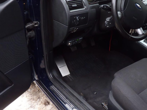 FORD MONDEO MK3 FOOTREST - Quality interior & exterior steel car accessories and auto parts
