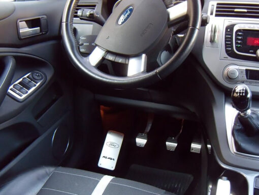 FORD KUGA PEDALS AND FOOTREST - Quality interior & exterior steel car accessories and auto parts