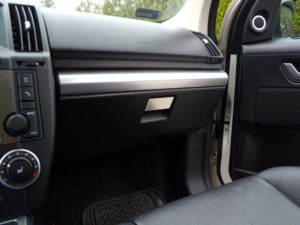 LAND ROVER FREELANDER GLOVE BOX HANDLE COVER - Quality interior & exterior steel car accessories and auto parts