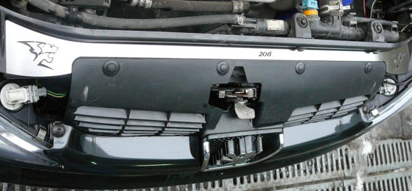 PEUGEOT 206 ENGINE PLASTIC CASE COVER - Quality interior & exterior steel car accessories and auto parts