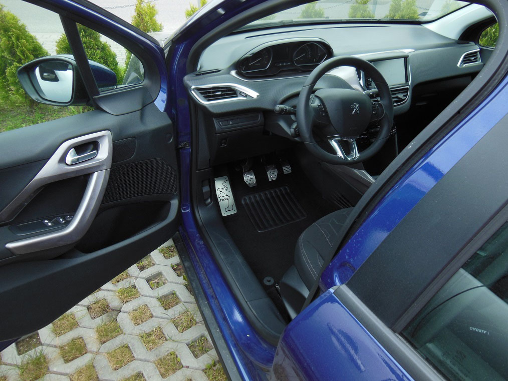 Per Peugeot 2008 GT protezione davanzale della portiera dell'auto accessori  per piastra Scuff adesivo per lo Styling del pedale 2021 2020 2019 2018  2017 2015 2016 - AliExpress