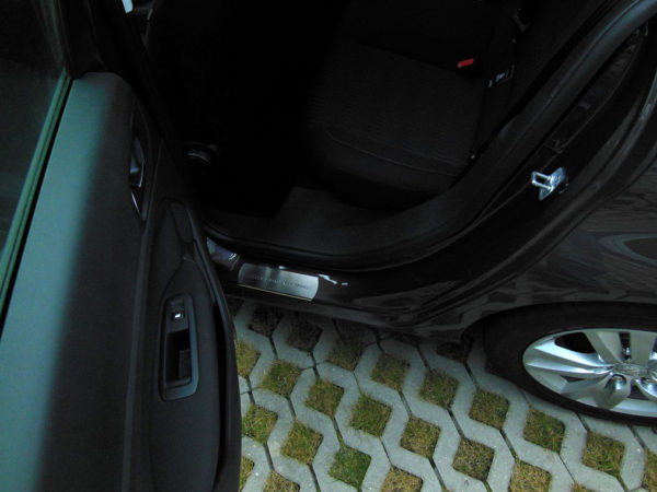 PEUGEOT 308 II DOOR SILLS - Quality interior & exterior steel car accessories and auto parts