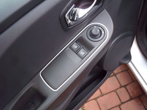 RENAULT CLIO IV DOOR CONTROL PANEL COVER - Quality interior & exterior steel car accessories and auto parts