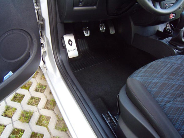RENAULT CLIO III PEDALS - Quality interior & exterior steel car accessories and auto parts
