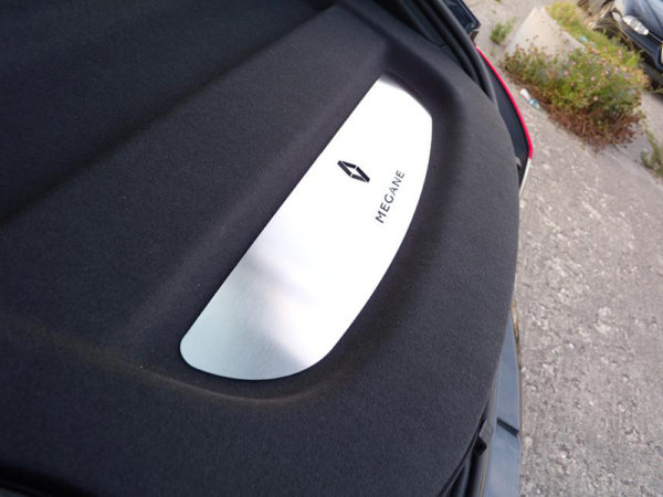 RENAULT MEGANE III PARCEL SHELF COVER - Quality interior & exterior steel car accessories and auto parts