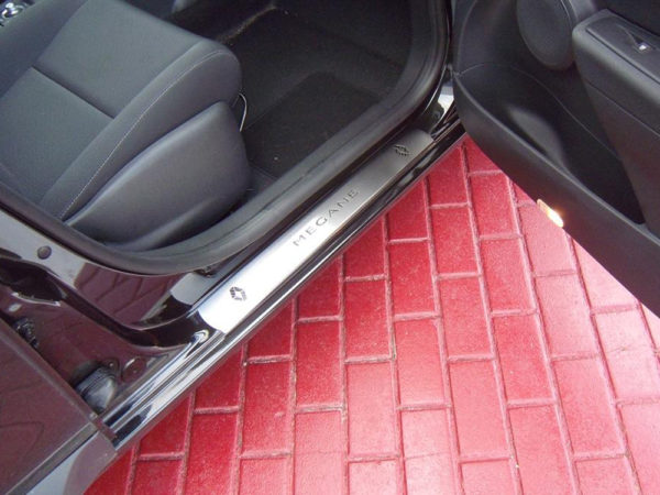 RENAULT MEGANE III DOOR SILLS - Quality interior & exterior steel car accessories and auto parts