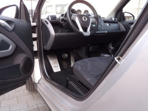 SMART FORTWO PEDALS AND FOOTREST - Quality interior & exterior steel car accessories and auto parts