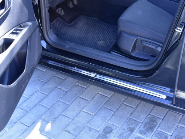 SEAT LEON III DOOR SILLS - Quality interior & exterior steel car accessories and auto parts