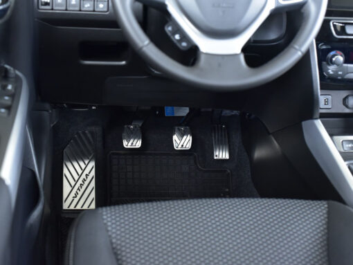 SUZUKI VITARA II PEDALS AND FOOTREST - Quality interior & exterior steel car accessories and auto parts