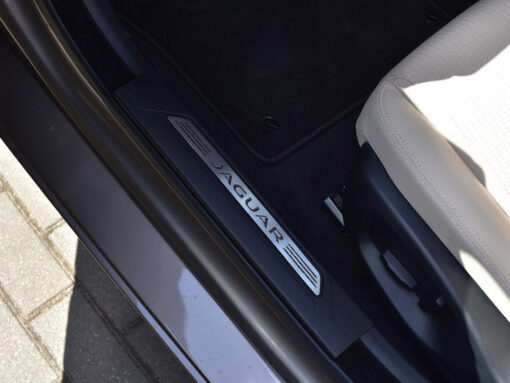 JAGUAR XE DOOR SILLS - Quality interior & exterior steel car accessories and auto parts