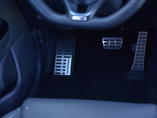 KIA SPORTAGE FOOTREST - Quality interior & exterior steel car accessories and auto parts