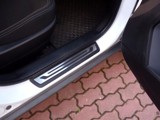 KIA SPORTAGE DOOR SILLS - Quality interior & exterior steel car accessories and auto parts