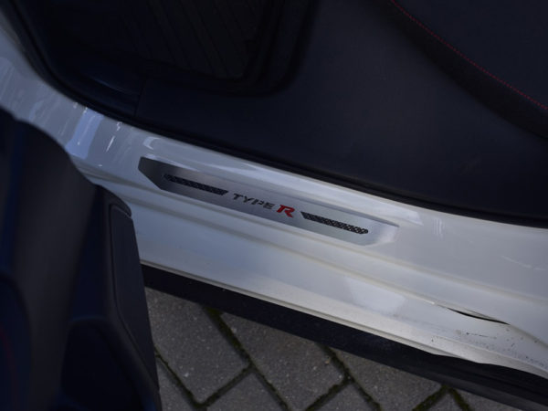 HONDA CIVIC X TYPE R FK8 DOOR SILLS - Quality interior & exterior steel car accessories and auto parts